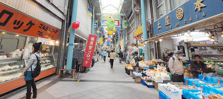 衣笠商店街の風景